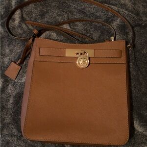 Michael Kors purse with tags. Perfect for traveling!